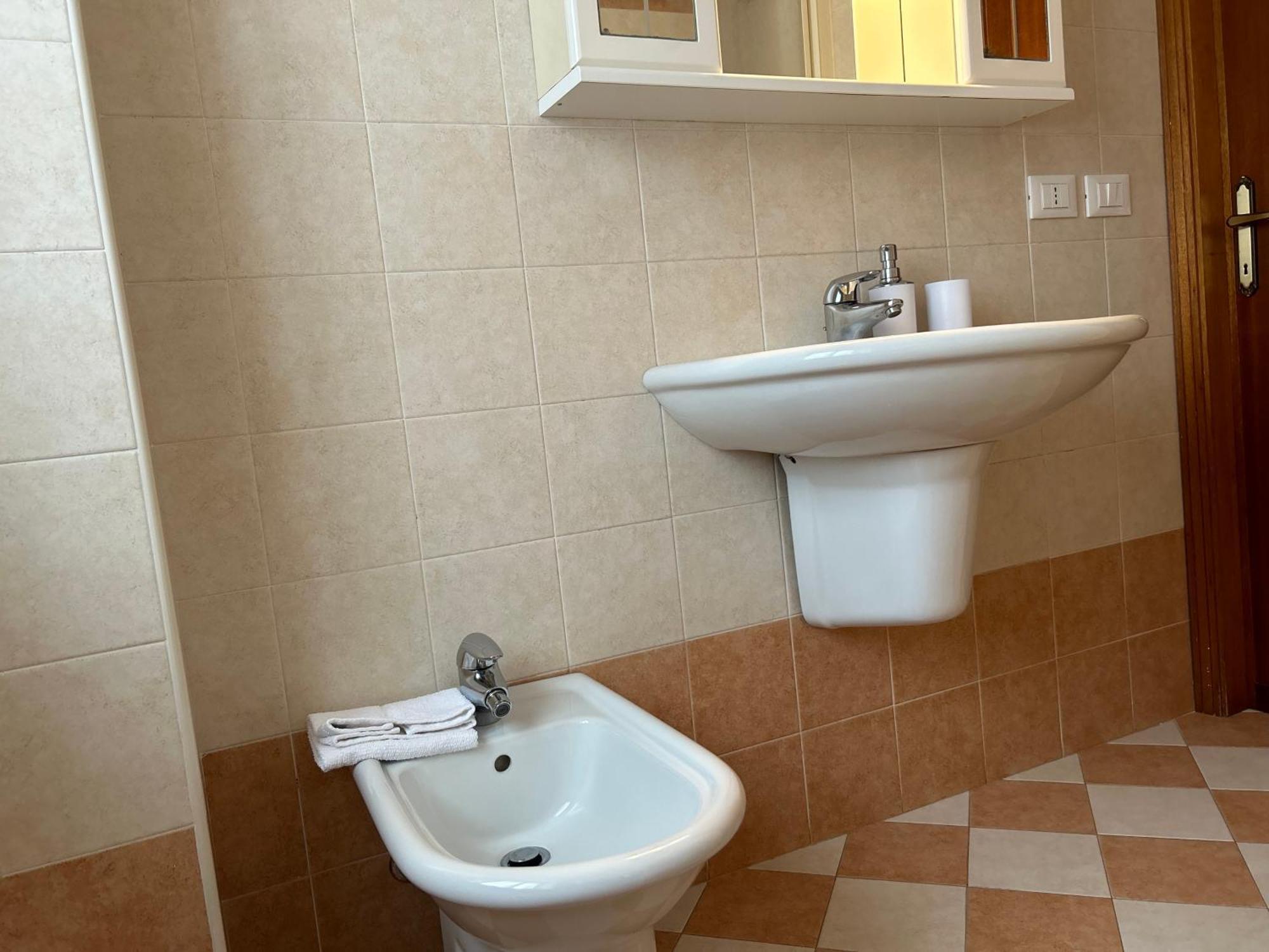 Casa Del Ciliegio Villa Valeggio sul Mincio Eksteriør billede